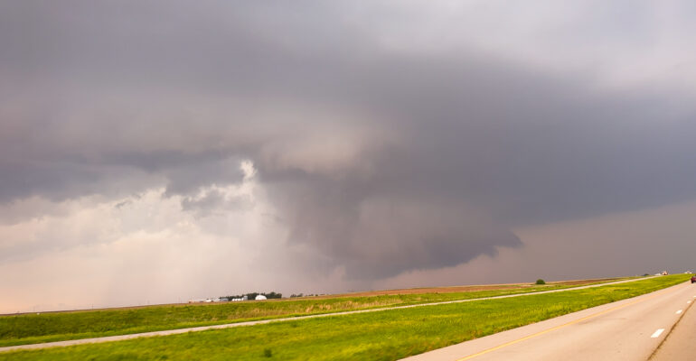 Wall Cloud nearing US81